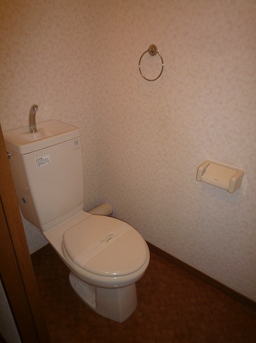 トイレ　現況優先になります。写真はイメージになります。