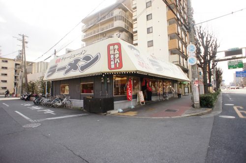飲食店　ふくちぁんラーメン瓜破店（飲食店）まで699m