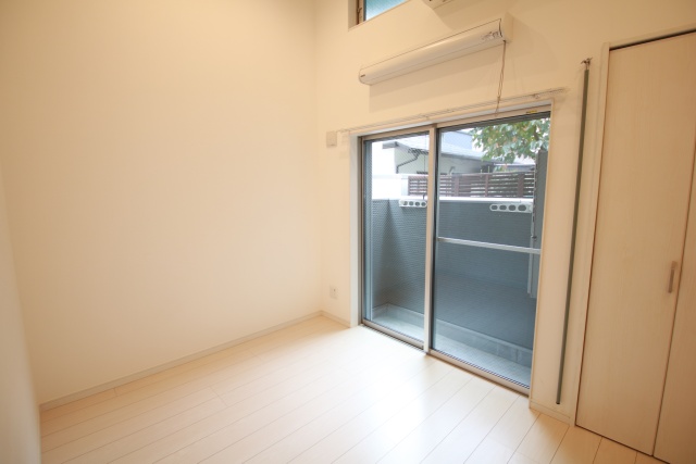 居室・リビング　※別室の参考写真の為、現況優先です。