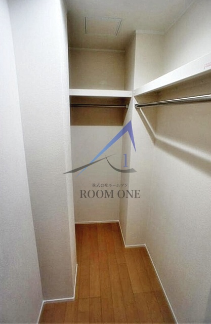 収納　ウォークインクローゼットです。