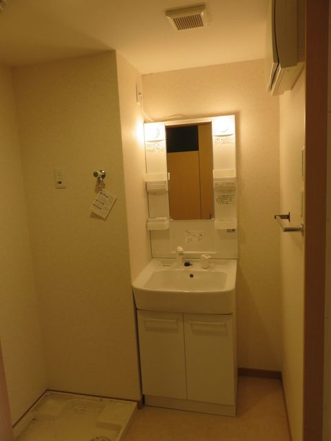 洗面設備　洗面・脱衣所・洗濯パン