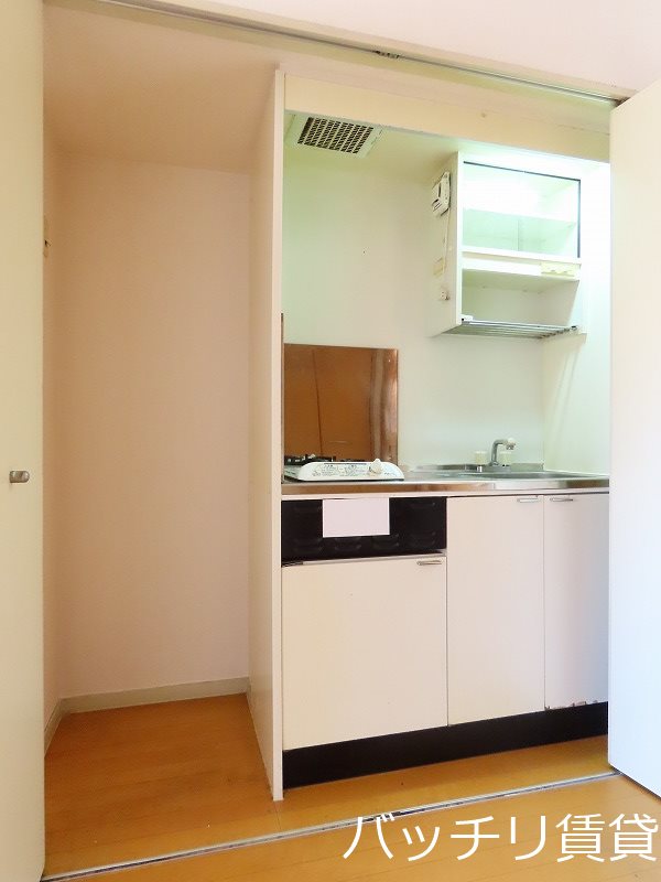 キッチン　別号室イメージの為、現状を優先致します