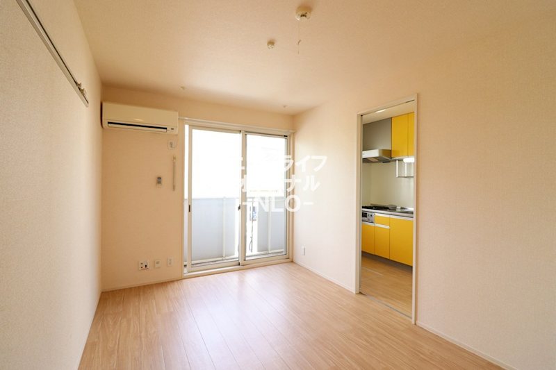 居室・リビング　※清掃前のお写真です。