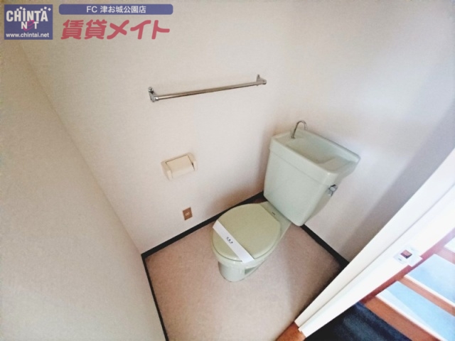 トイレ　別部屋写真