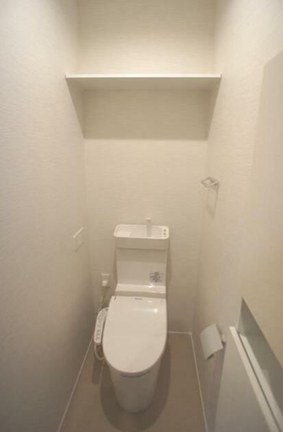 トイレ　同仕様写真含む