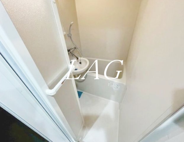 バス・シャワールーム　お風呂です。