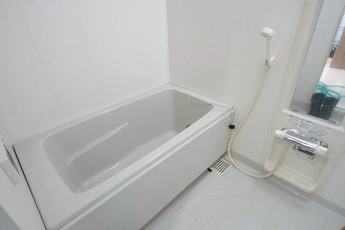 バス・シャワールーム　バス／シャワー