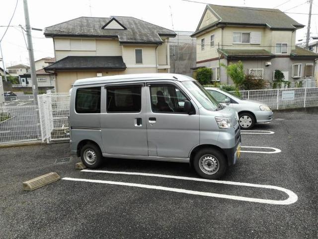 駐車場　駐車場