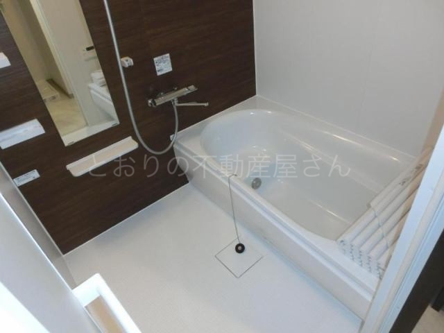 バス・シャワールーム　バスルーム