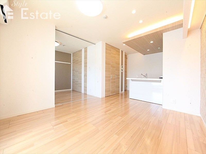 居室・リビング　内装