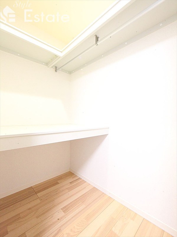 収納　ウォークインクローゼット