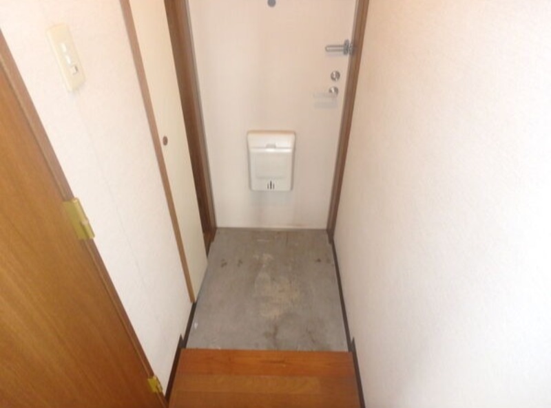 玄関　図面と現状に相違がある場合には現状を優先