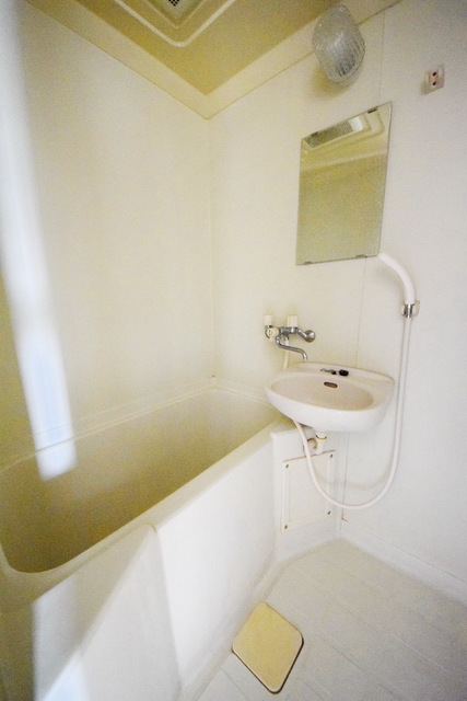 バス・シャワールーム　～今日の疲れはさっぱりと～