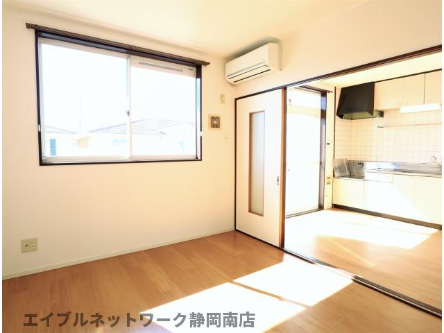 居室・リビング　使いやすいリビングです