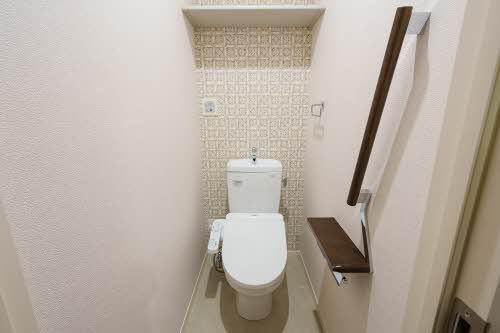 トイレ　トイレ