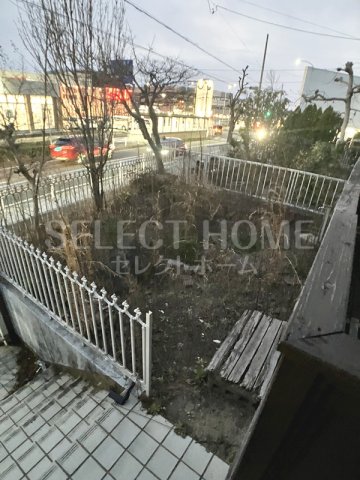 庭　お庭で自由な時間を過ごせます