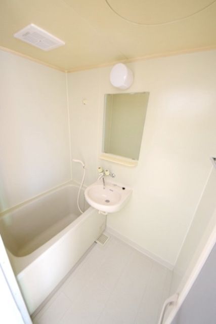 バス・シャワールーム　★バストイレ別★