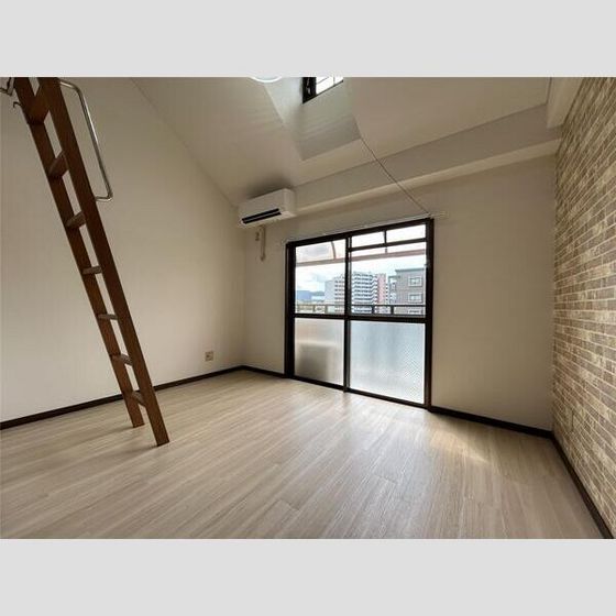 居室・リビング　※現況優先