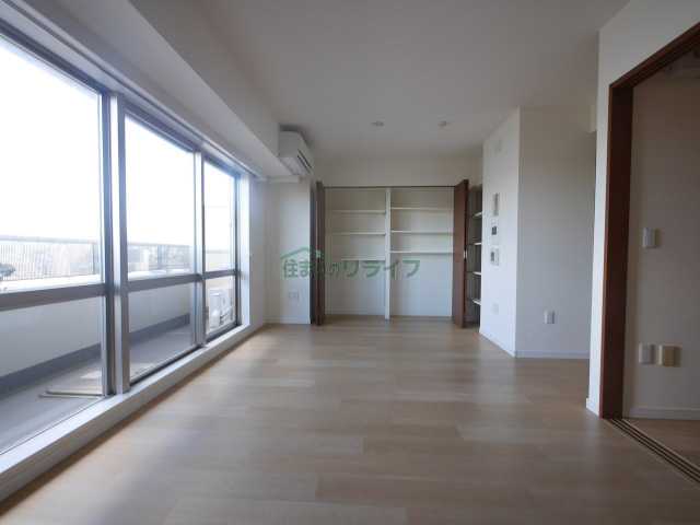 居室・リビング　河田町ガーデン1号棟 905