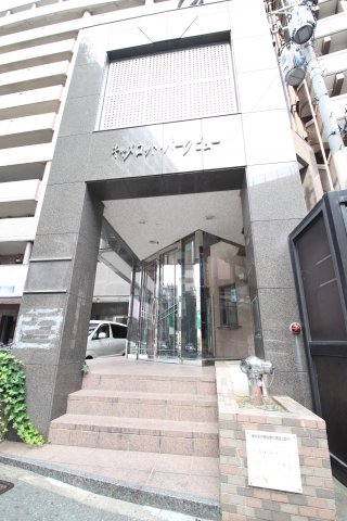 エントランス　清潔なエントランスです