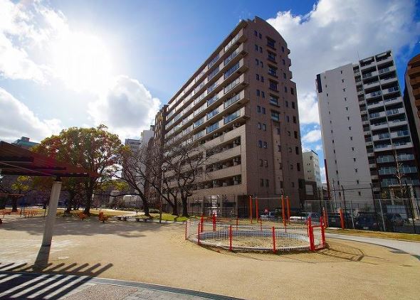 建物外観　落ち着いた雰囲気の外観です