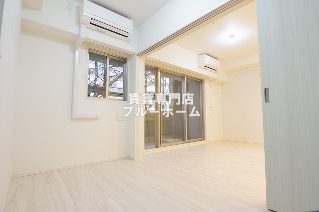 その他　4.0帖のゆとりのある洋室！