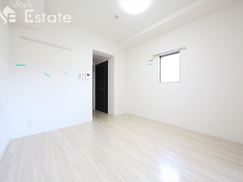 居室・リビング　内装