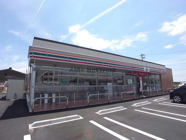 コンビニ　セブンイレブン岐阜柳津町流通センター店（コンビニ）まで994m
