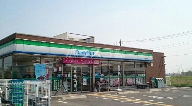 コンビニ　ファミリーマート加須店（コンビニ）まで3958m