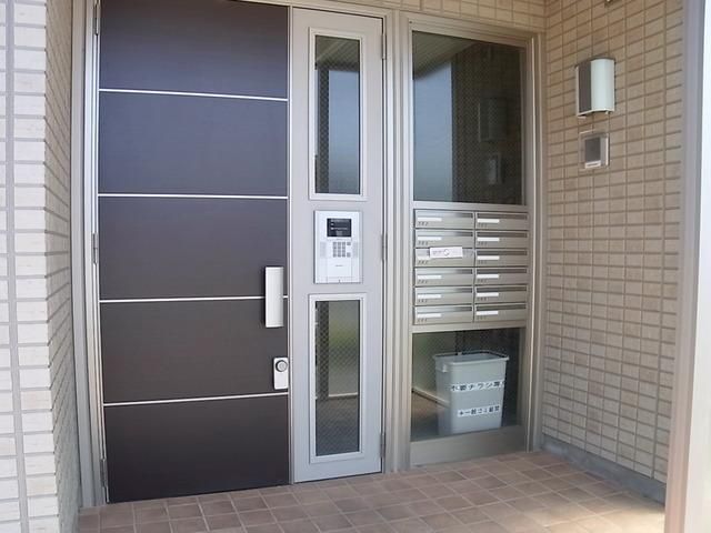 エントランス　★オートロック★