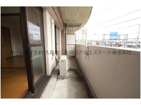 バルコニー　同建物別号室