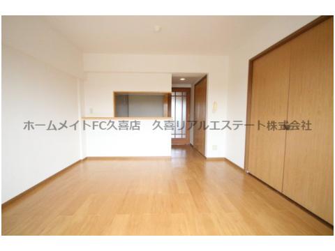 居室・リビング　同建物別号室