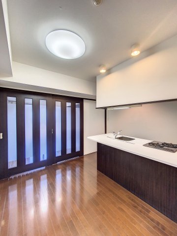 居室・リビング　「カウンターキッチンのダイニング」