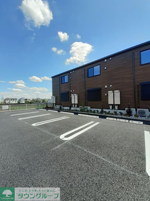 駐車場　駐車場