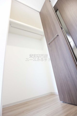 収納　クローゼット付きでお部屋もスッキリ♪