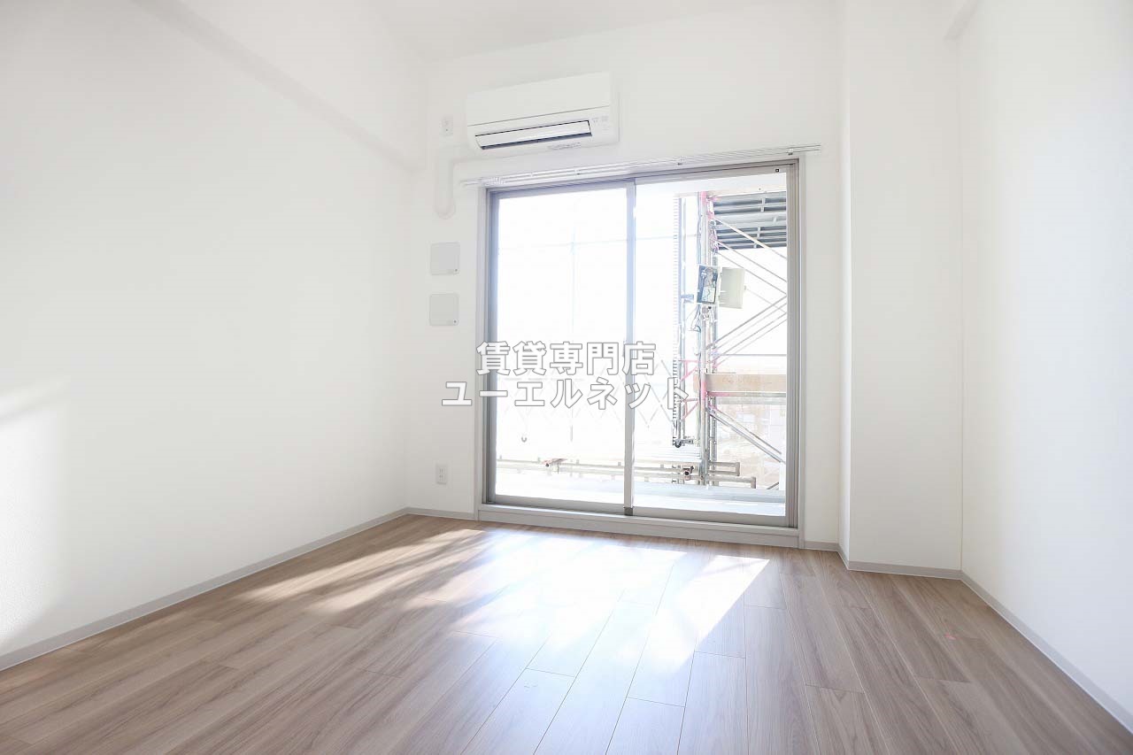 居室・リビング　ゆったりとくつろげる、落ち着きのある居室空間です