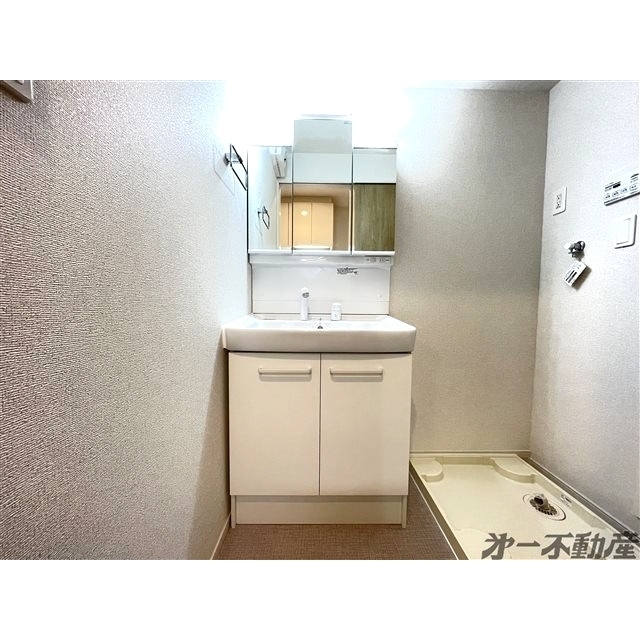 洗面設備　洗面化粧台