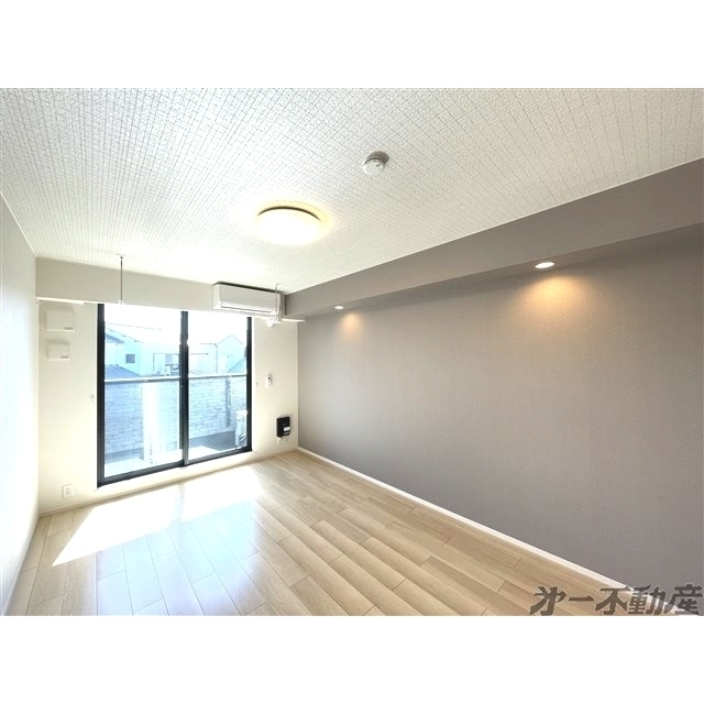 建物外観　洋室