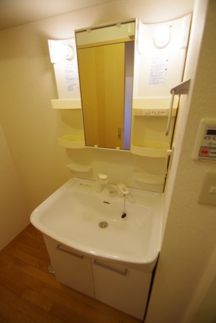 洗面設備　★人気の独立洗面台★