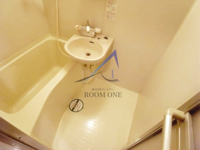 バス・シャワールーム　お風呂です。