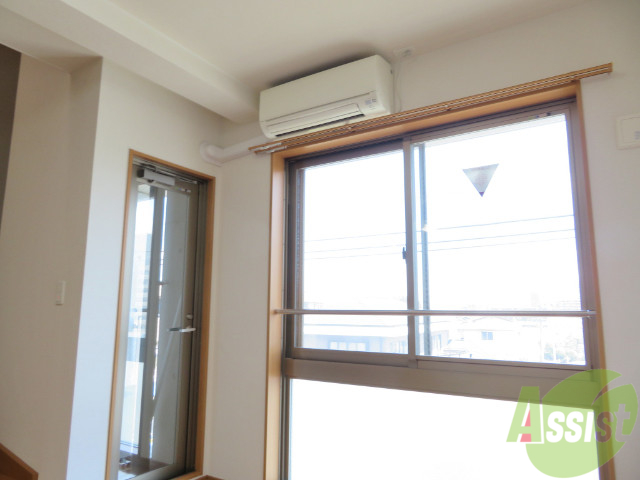 その他設備　ちゃんとエアコンもついているので、安心してくださいね。