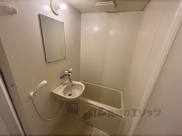 バス・シャワールーム　ユニットバス