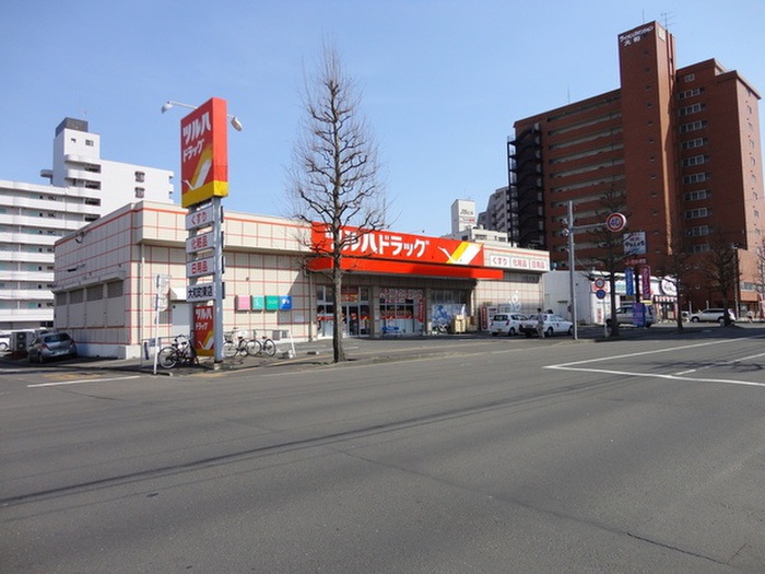 ドラックストア　ツルハドラッグ 大和町東店（ドラッグストア）まで400m
