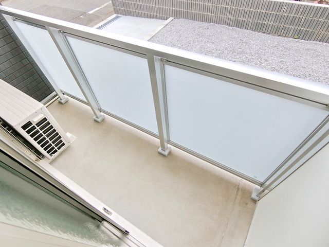 バルコニー　バルコニー