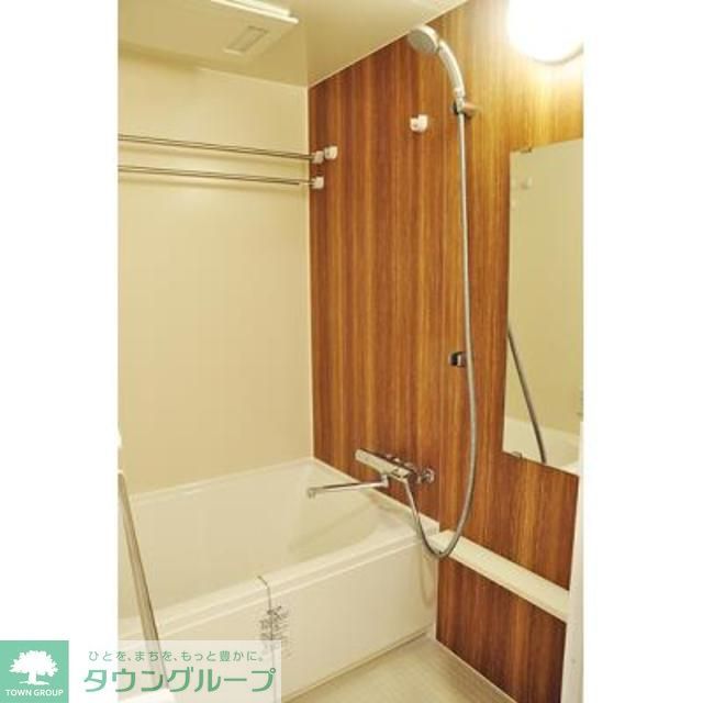 バス・シャワールーム　※写真は同タイプ住戸です。