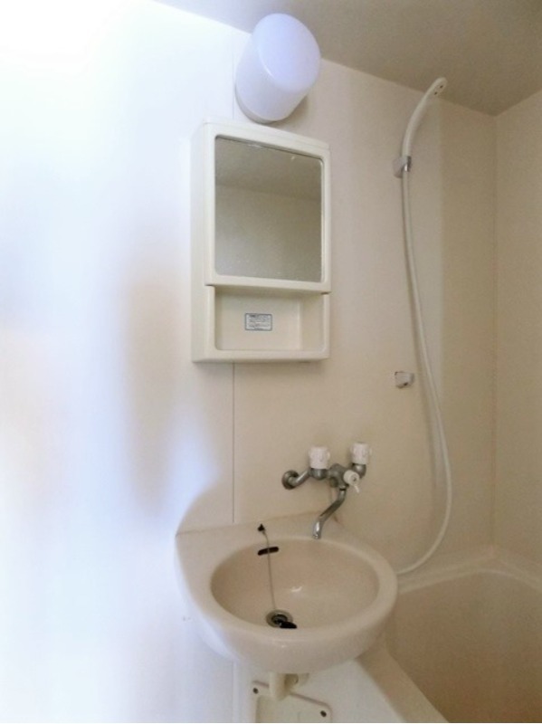 洗面設備　図面と現状に相違がある場合には現状を優先