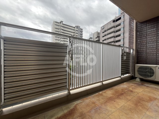 バルコニー　アーバンフラッツ西中島　バルコニー