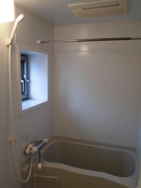 バス・シャワールーム　※別部屋の参考写真です。