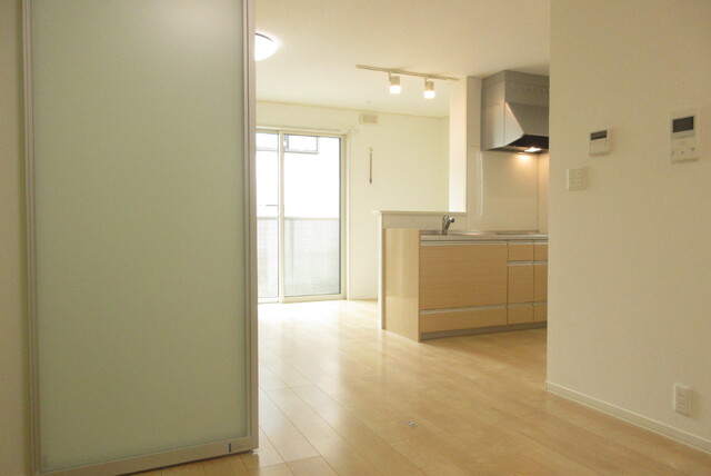 居室・リビング　ＬＤＫ１３．１帖※同タイプ参考写真