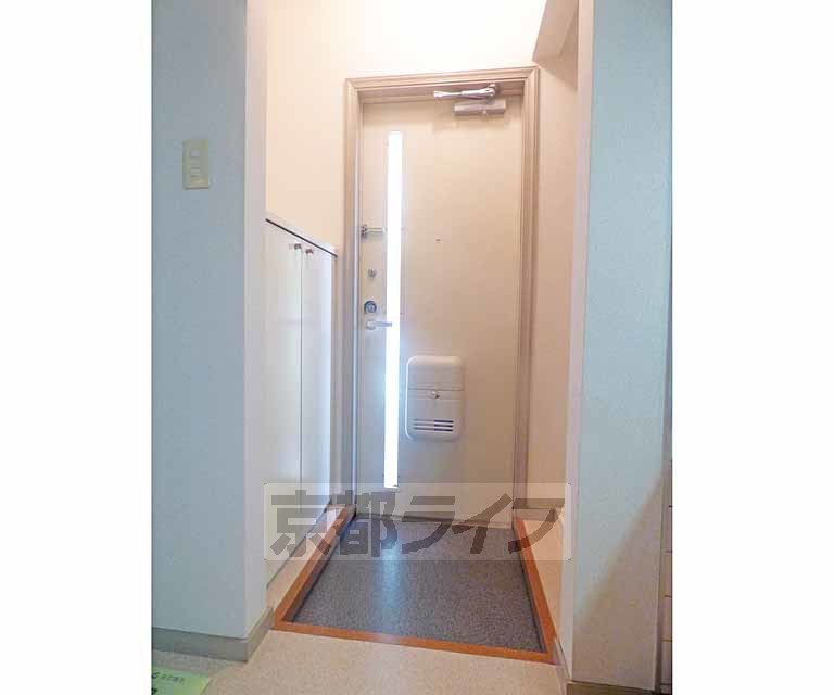 玄関　玄関です。